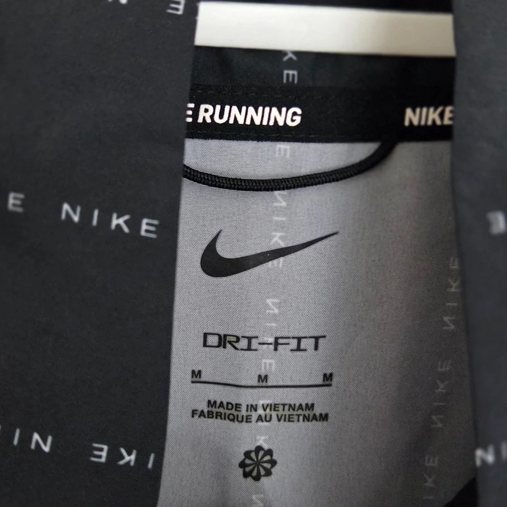 Nike Dri-FIT Icon Clash Pinstripe Running Jacket Black White Women's M